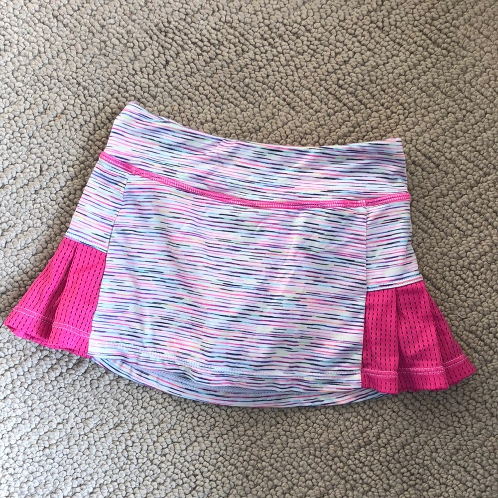 CHAMPION  girls 9 Tennis Skirt with Built In Shorts, XS 4-5